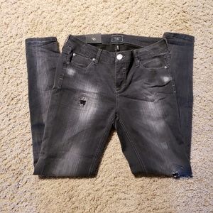 🆕💜SKINNY💜Celebrity Pink Jeans